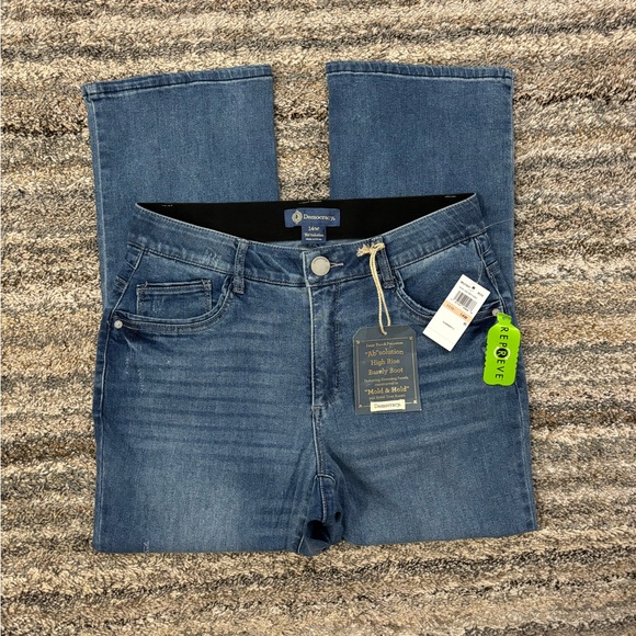 Democracy High Rise Barely Bootcut Jeans Sz 14W NWT | Democracy Bootcut Jeans * - Picture 2 of 12
